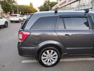 2008 Opel Astra H Рестайлинг, серый, 540000 рублей, вид 3