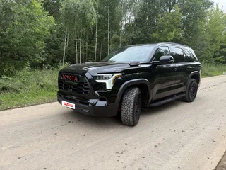 2024 Toyota Sequoia III, чёрный, 12000000 рублей, вид 2