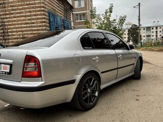 2001 Skoda Octavia I (A4) Рестайлинг, серебристый, 674999 рублей, вид 3