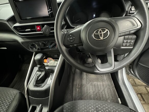 2020 Toyota Raize I, серый, 1710000 рублей - вид 14