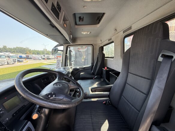 2018 Mercedes-Benz Actros, красный, 9980000 рублей - вид 17