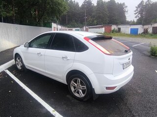 2008 Ford Focus II Рестайлинг, белый, 420000 рублей, вид 4