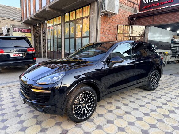 2017 Porsche Cayenne Diesel II Рестайлинг (958), чёрный