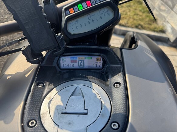 2015 Ducati Diavel, серый, 1100000 рублей - вид 15
