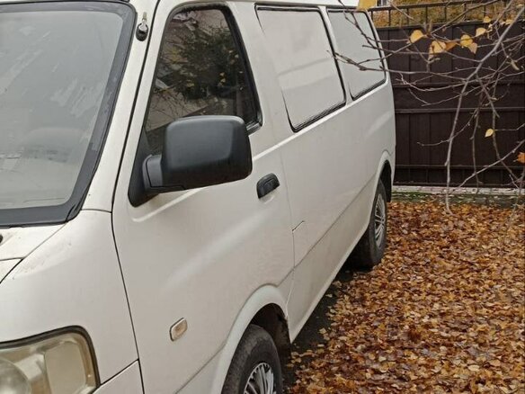 2005 Kia Pregio, белый, 970000 рублей - вид 1