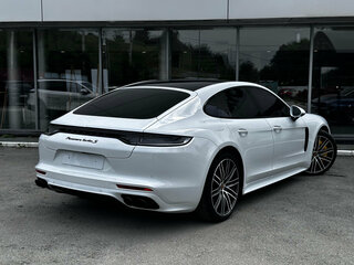 2021 Porsche Panamera Turbo S II Рестайлинг, белый, 17490000 рублей, вид 4