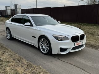 2011 BMW 7 серии Long 750Li xDrive V (F01/F02/F04), белый, 1850000 рублей, вид 3