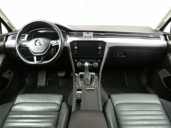 2017 Volkswagen Passat B8, чёрный - вид 5