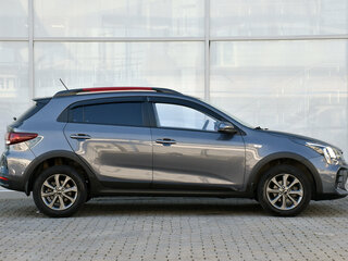 2021 Kia Rio X IV Рестайлинг, серый, 1640000 рублей, вид 3