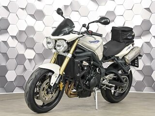 2007 Triumph Street Triple, белый, 477000 рублей, вид 2