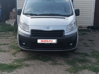 2014 Peugeot Expert II Рестайлинг, серебристый, 1600000 рублей, вид 3