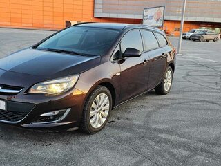 2013 Opel Astra J Рестайлинг, коричневый, 845000 рублей, вид 1