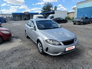 2015 Daewoo Gentra II, серебристый, 310000 рублей, вид 2