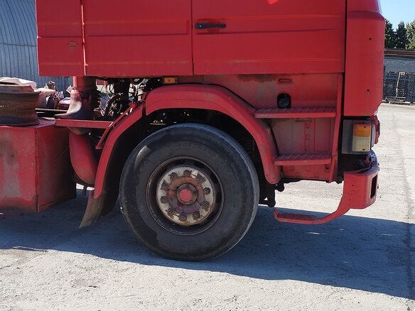 1993 Scania R-Series, красный, 600000 рублей - вид 10