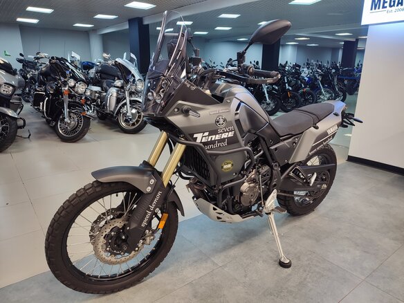 2023 Yamaha Tenere 700, серый, 1390000 рублей - вид 2