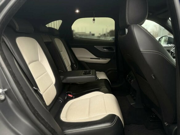 2017 Jaguar F-Pace I, синий, 3199000 рублей - вид 32