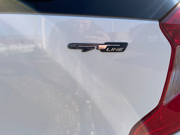 2017 Kia Picanto X-Line III, белый - вид 13