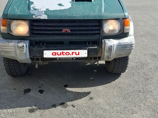 1991 Mitsubishi Pajero II, зелёный, 400000 рублей, вид 2