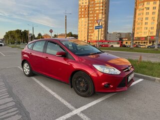 2011 Ford Focus III, пурпурный, 730000 рублей, вид 3