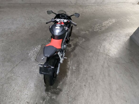 2021 Aprilia RS 660, чёрный - вид 5