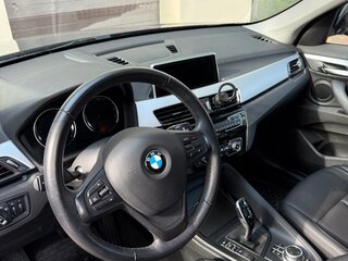 2020 BMW X1 16d sDrive II (F48) Рестайлинг, чёрный, 2150000 рублей, вид 5