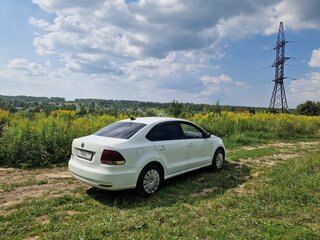 2020 Volkswagen Polo V Рестайлинг, белый, 997000 рублей, вид 5