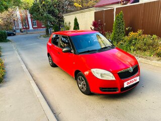 2008 Skoda Fabia II, красный, 440000 рублей, вид 2
