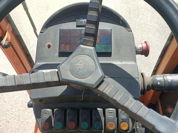 2013 Hubtex DQ 30-E, жёлтый, 2135433 рублей - вид 12