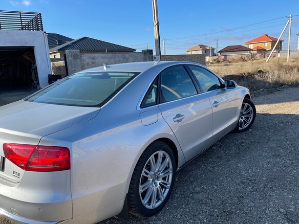 2010 Audi A8 III (D4), серебристый - вид 5