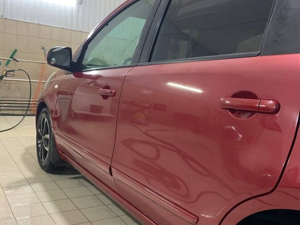2012 Nissan Note I Рестайлинг, красный, 960000 рублей - вид 9