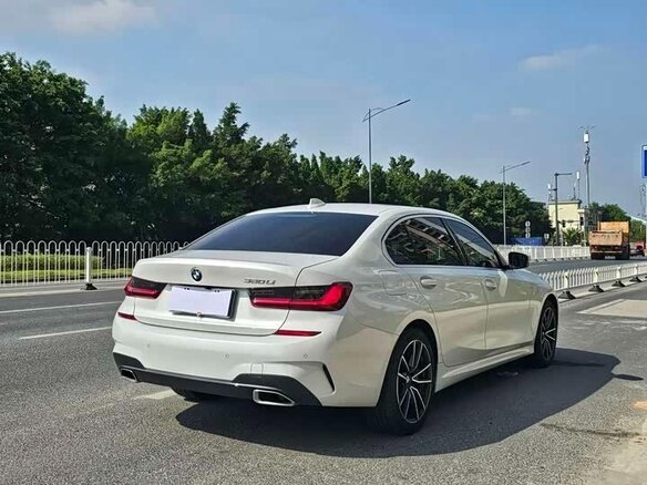 2022 BMW 3 серии 320i VII (G2x), белый, 3008000 рублей - вид 5