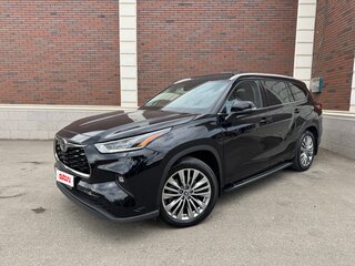 2021 Toyota Highlander IV (XU70), чёрный, 6100000 рублей, вид 1