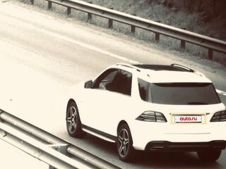 2016 Mercedes-Benz GLE AMG 43 AMG I (W166), белый, 4220000 рублей, вид 4