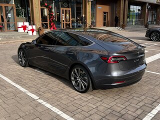 2019 Tesla Model 3 Long Range I, серый, 3250000 рублей, вид 3