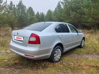 2013 Skoda Octavia II (A5) Рестайлинг, серебристый, 600000 рублей, вид 3