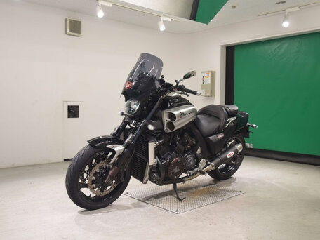 2010 Yamaha VMAX 1700, чёрный, 1100000 рублей, вид 4