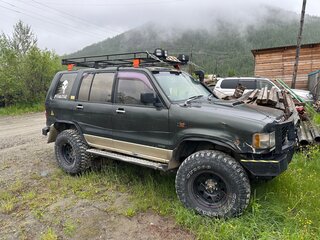 1995 Isuzu Bighorn II, зелёный, 550000 рублей, вид 3