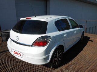 2012 Opel Astra H Рестайлинг, белый, 598000 рублей, вид 2