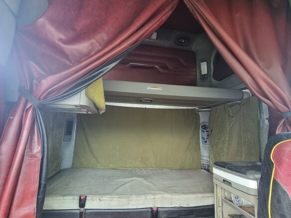 2003 Freightliner Century Class, красный, 1690000 рублей - вид 7