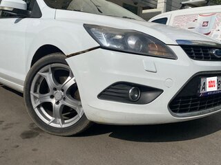 2010 Ford Focus II Рестайлинг, белый, 620000 рублей, вид 2
