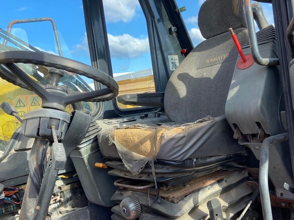 2002 Komatsu PW170, жёлтый, 1850000 рублей - вид 5