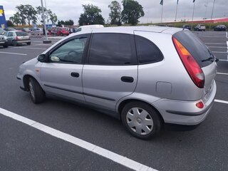 2003 Nissan Almera Tino I, серебристый, 350000 рублей, вид 4
