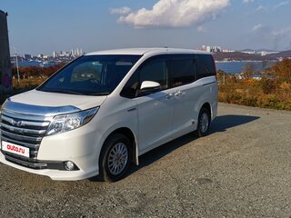 2015 Toyota Noah III (R80), пурпурный, 1900000 рублей, вид 1