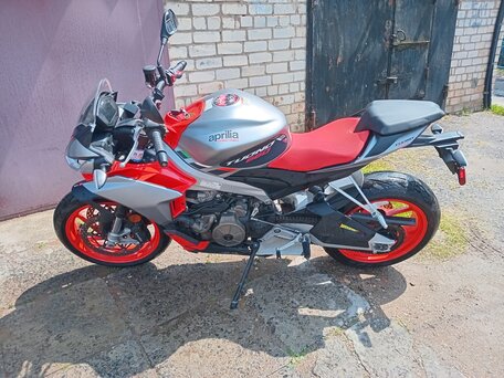 2021 Aprilia Tuono 660, красный, 799000 рублей, вид 1