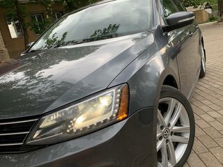 2015 Volkswagen Jetta VI Рестайлинг, серый, 1800000 рублей, вид 5