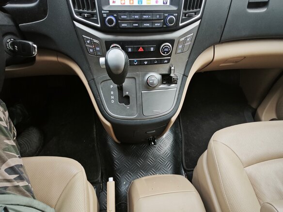 2020 Hyundai Grand Starex I Рестайлинг 2, чёрный, 4100000 рублей - вид 20