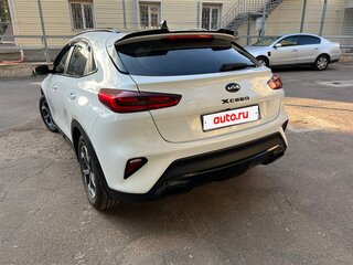 2020 Kia XCeed I, белый, 1625000 рублей, вид 3