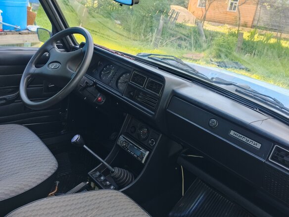 2004 Lada (ВАЗ) 2107, синий, 120000 рублей - вид 9