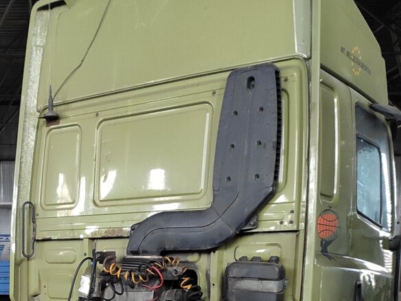 1999 DAF CF-series, зелёный, 2000000 рублей - вид 9