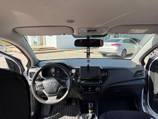 2021 Hyundai Solaris II Рестайлинг, белый, 1860000 рублей, вид 4